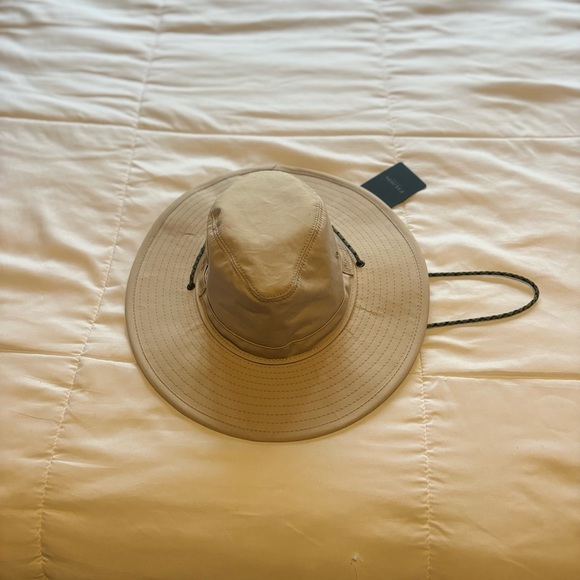 TWIN FALLS TRAVEL HAT